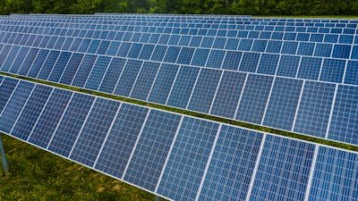 Panneau solaire photovoltaïque : l'avenir de votre énergie durable